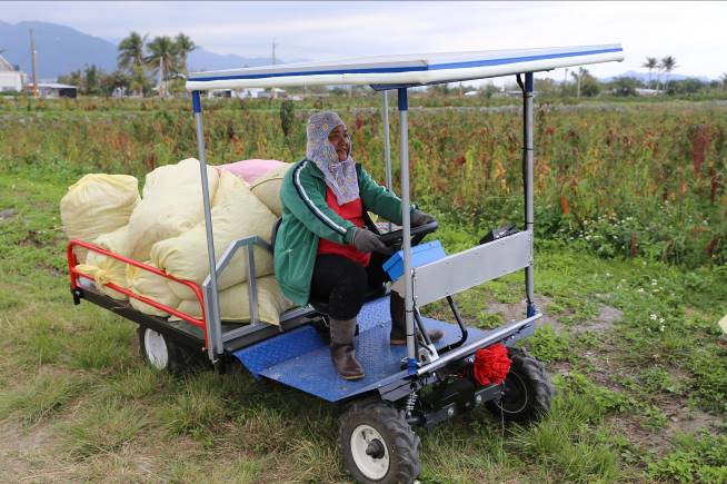 Solar power electric truck Solar power electric truck