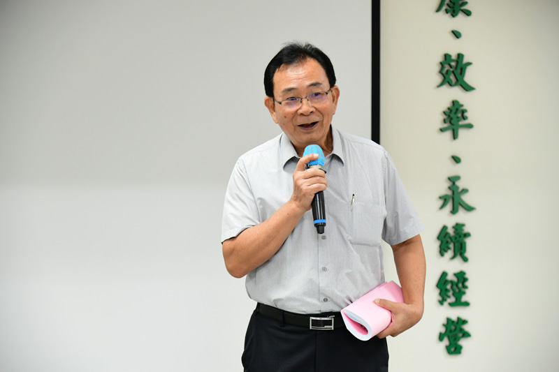 陳場長主持開訓