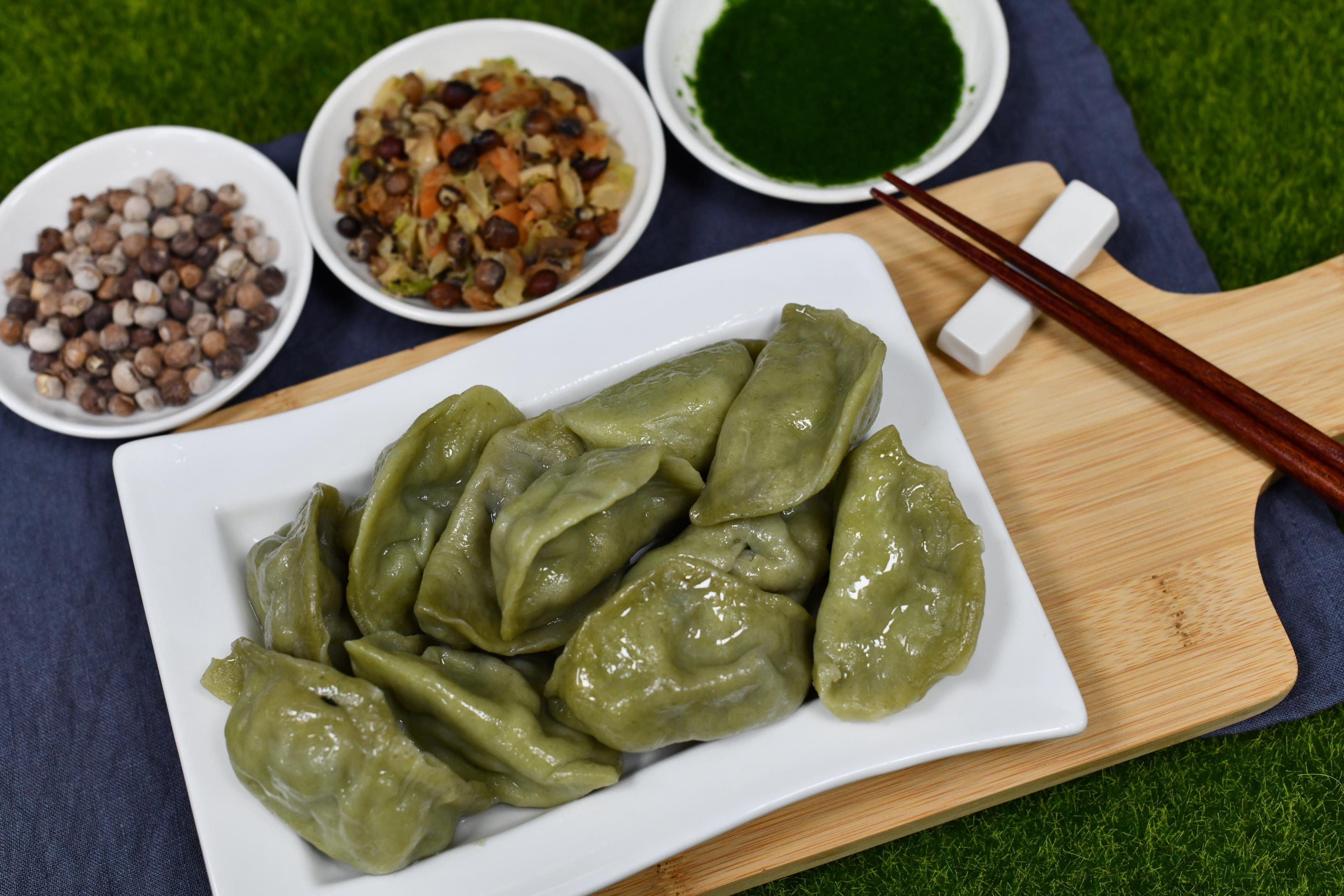 樹豆水餃，搭配蔬菜水餃皮，味道相互融合，口感風味俱佳