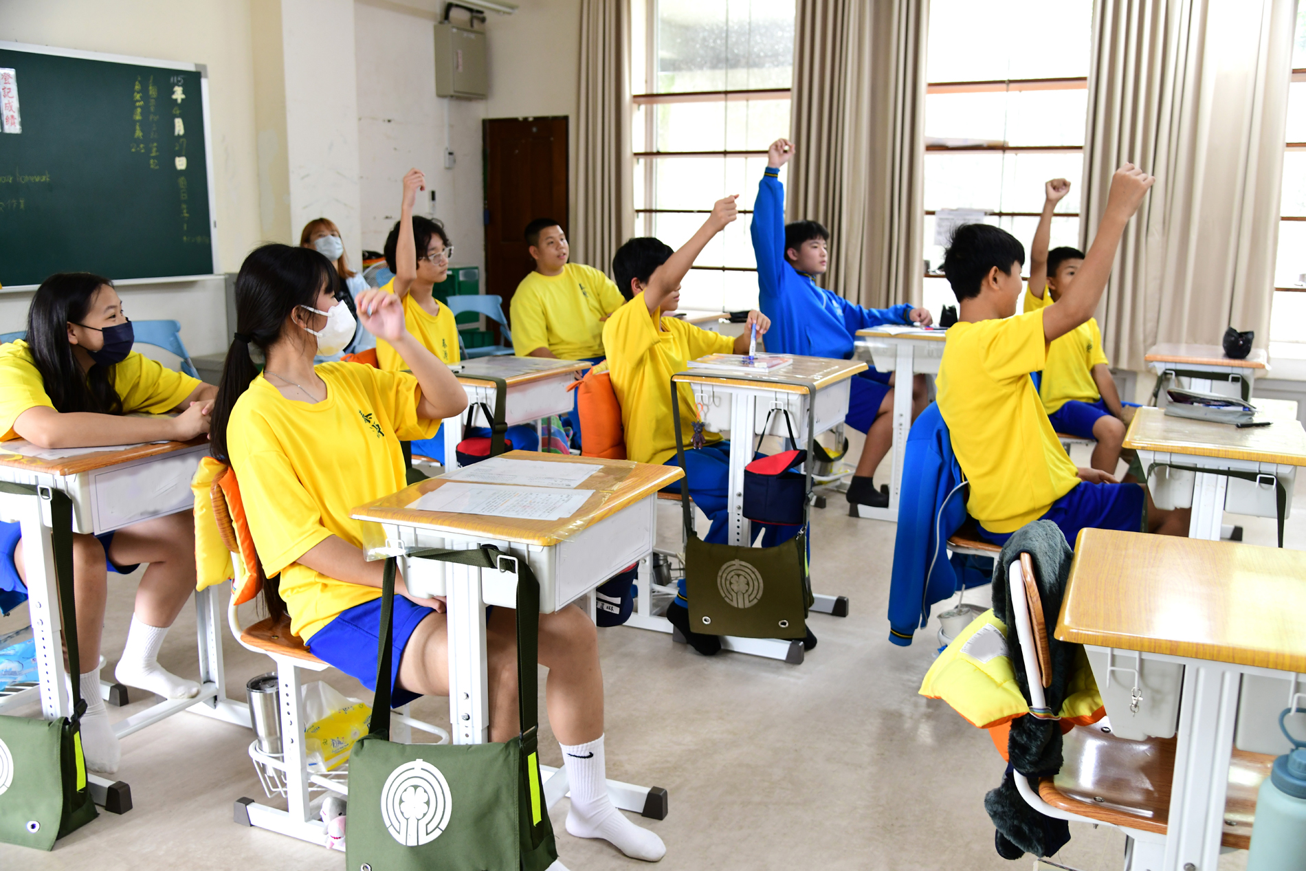 課堂中學生踴躍與講師互動