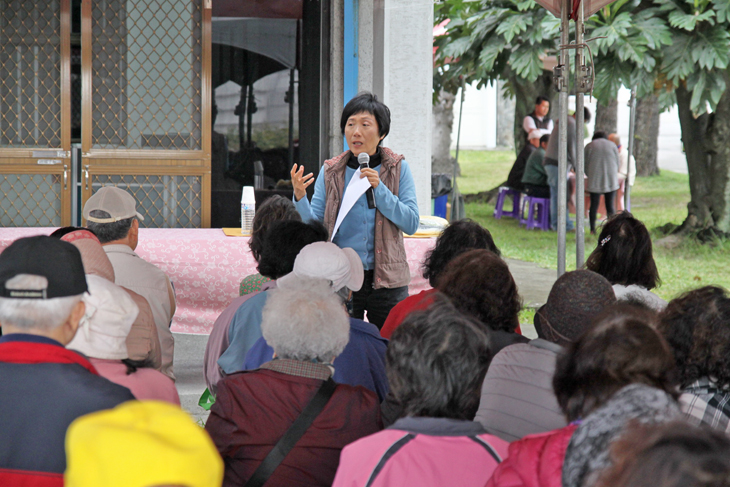 本場李惠鈴副研究員介紹樹豆常見的病蟲害 本場李惠鈴副研究員介紹樹豆常見的病蟲害