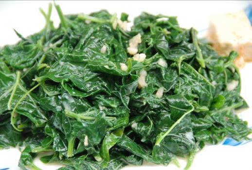 汆燙木虌果佐豆腐乳