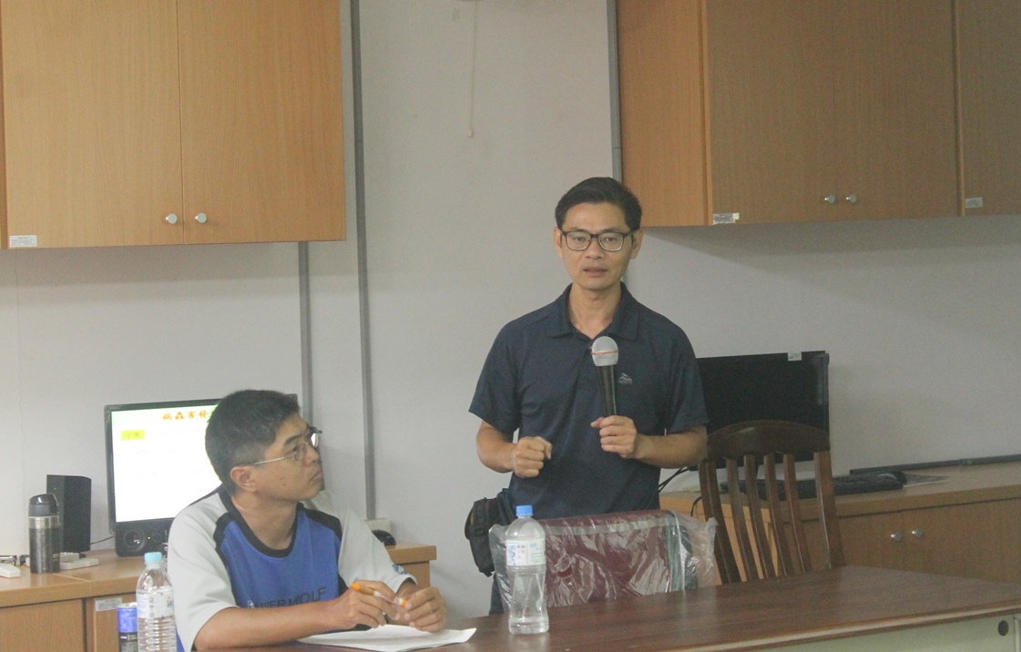 林助理研究員駿奇說明有機病蟲害防治技術