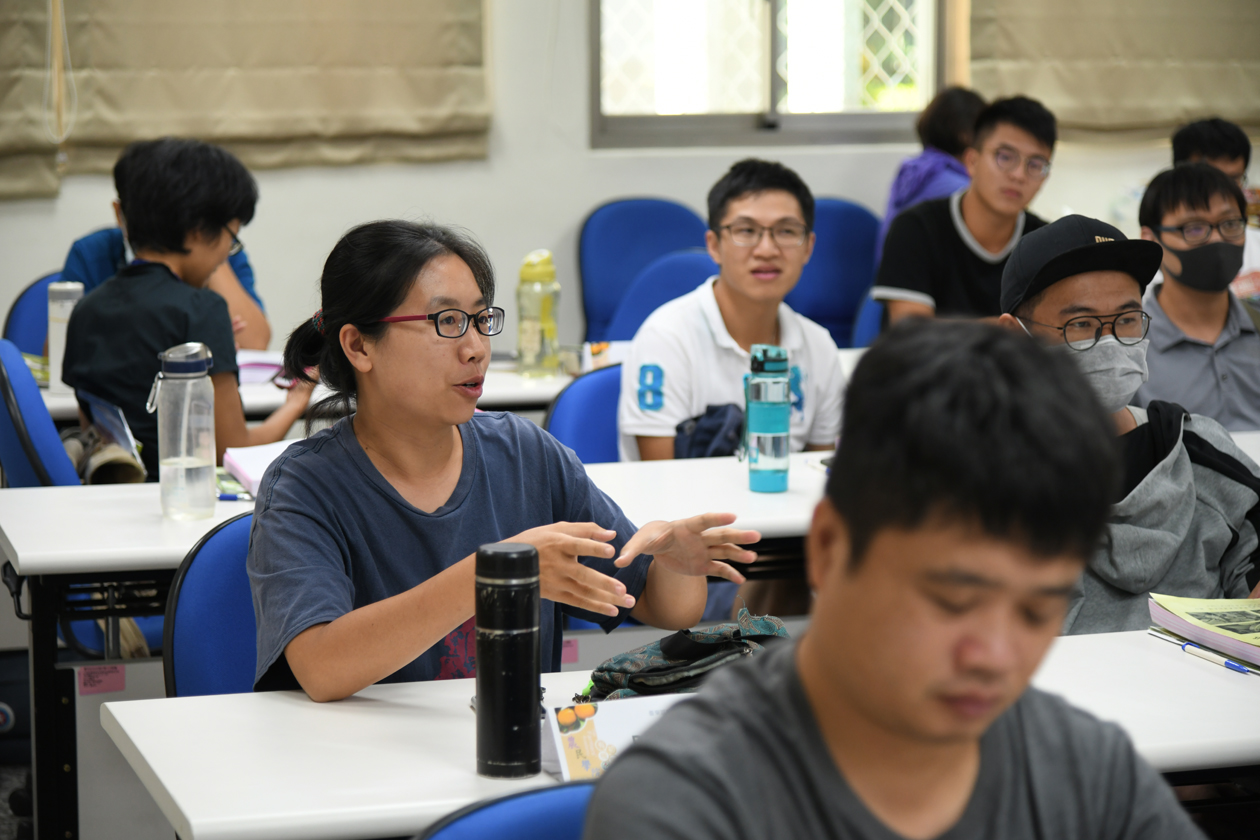 學員座談會踴躍發言