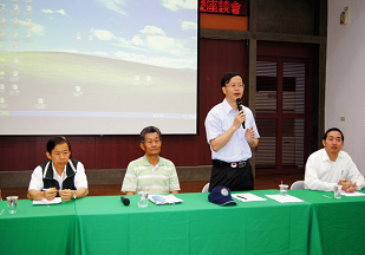 100年4月27日於太麻里鄉辦理莫拉克颱風災後番荔枝果園復耕栽培技術及合理化施肥講習暨座談會