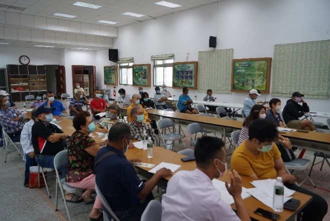 Figure 2. Growers in attendance at the forum. Figure 2. Growers in attendance at the forum.